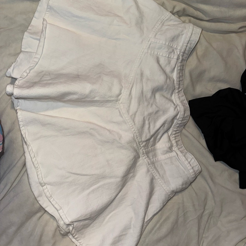 Aerie White Elastic Waist Skirt